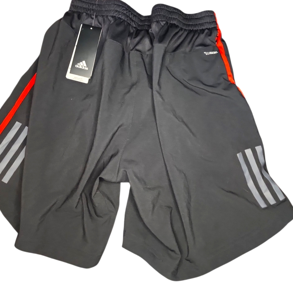 Adidas Climacool Men's Black and Red Athletic Shorts Size Medium 7" Inseam NWT